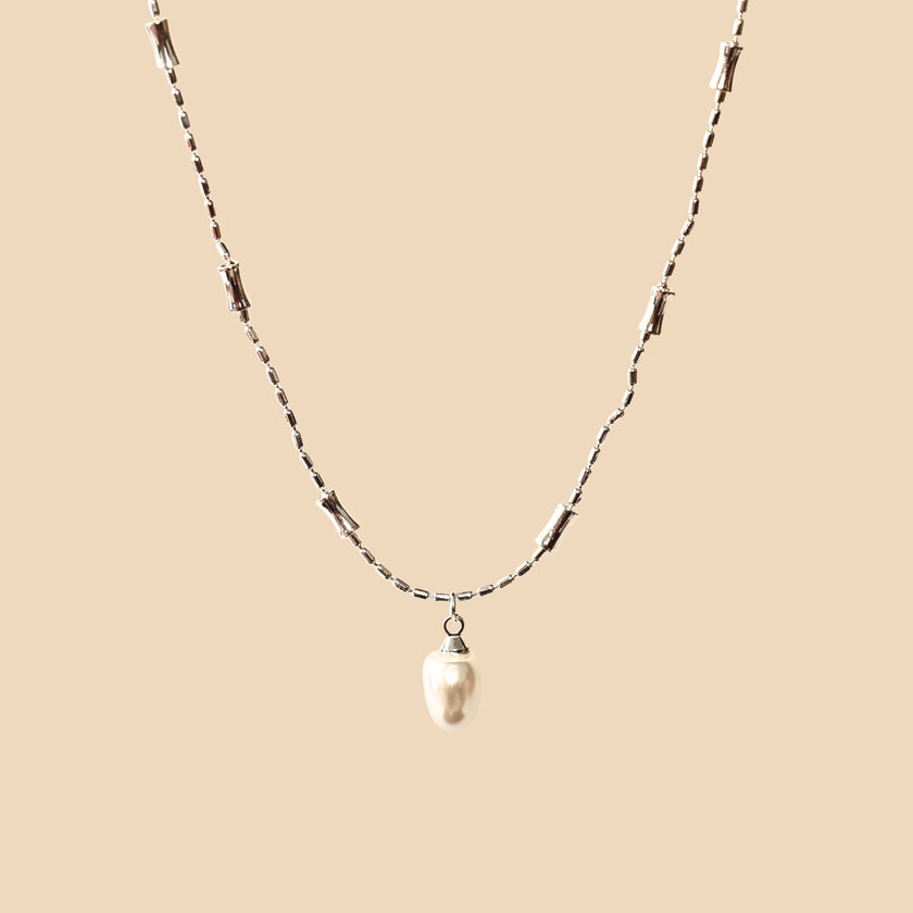 Silver Pearl Drop Earrings