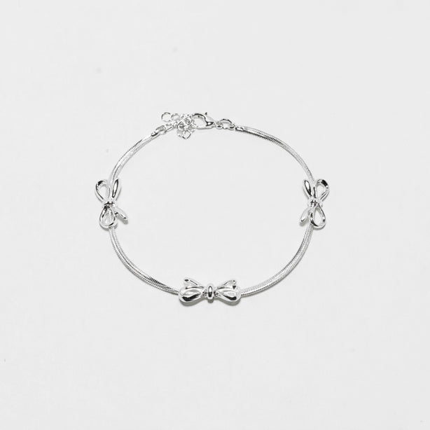 Mini Bow Chain Bracelet