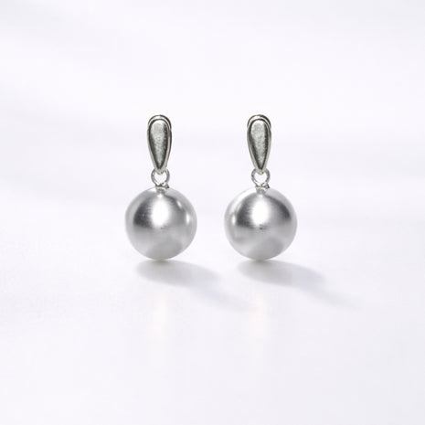 Classic Luxe Pearl Earrings