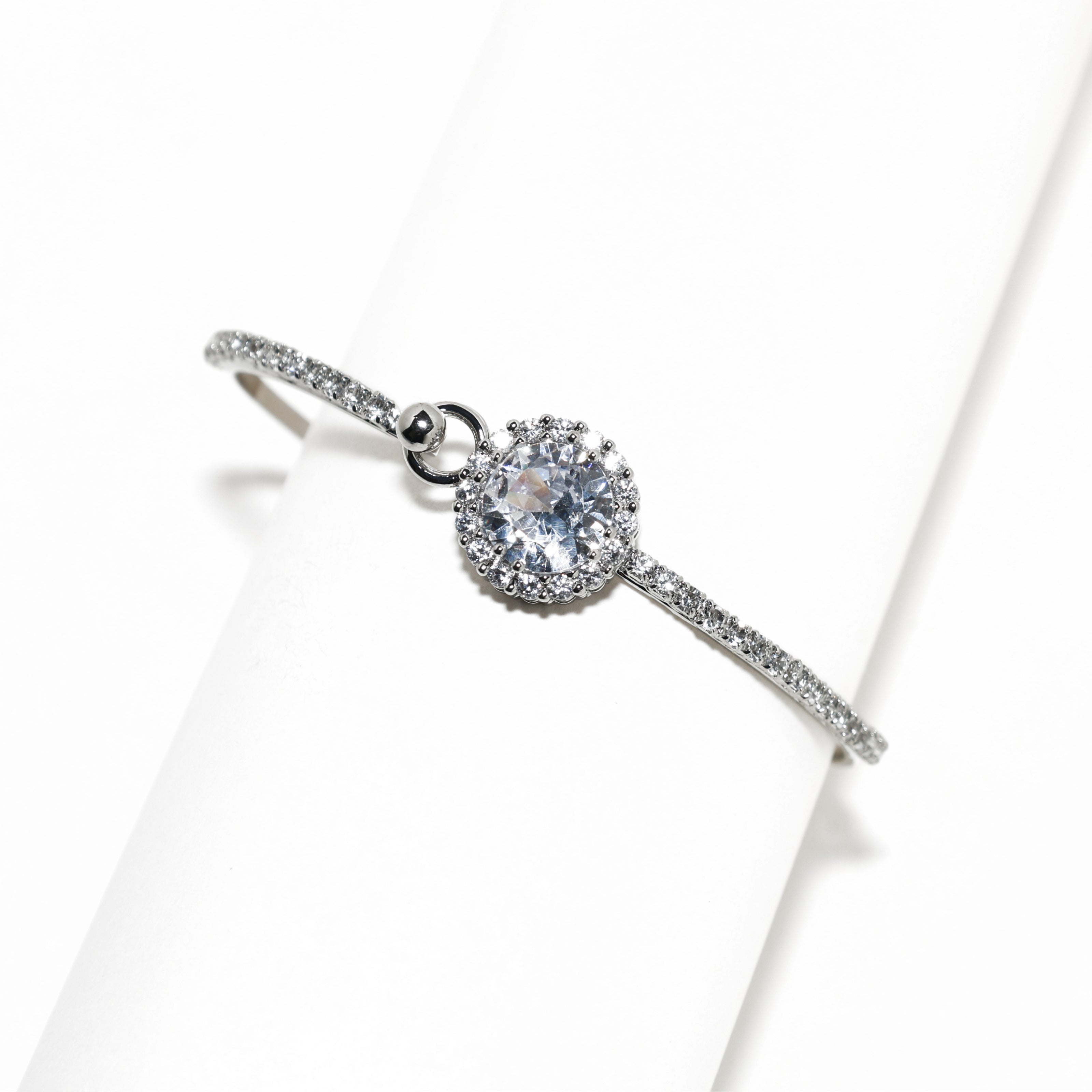 Royal Halo Lock Bracelet