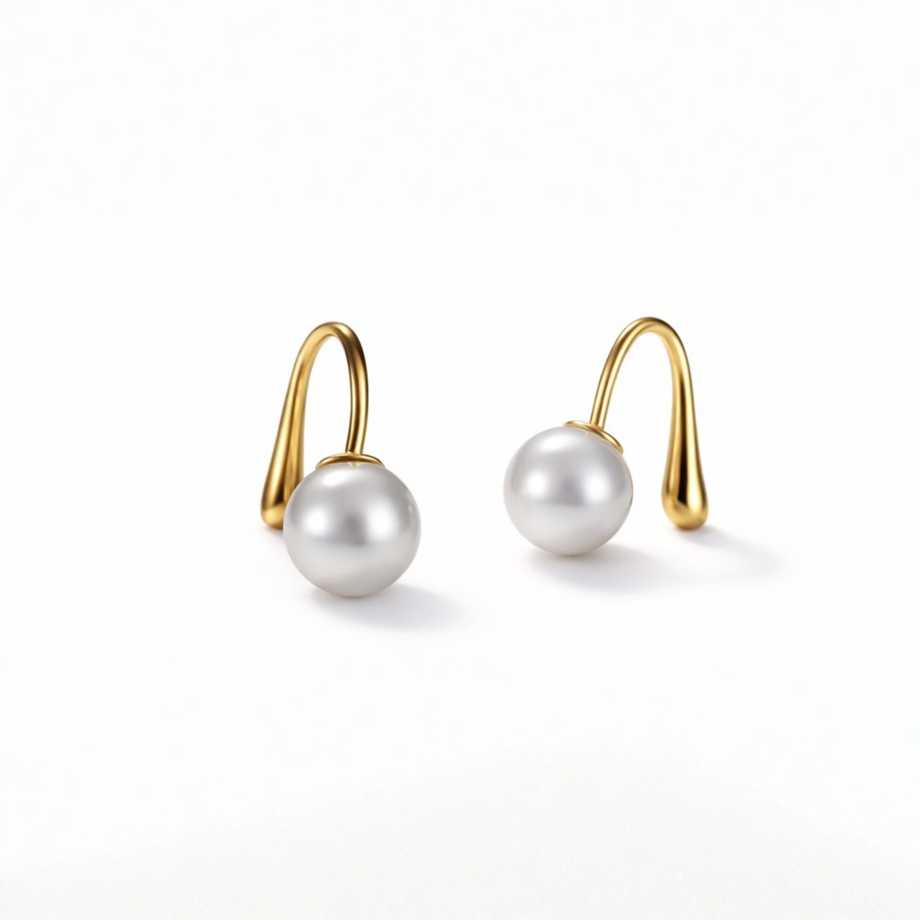 Golden Pearl Curve Earrings
