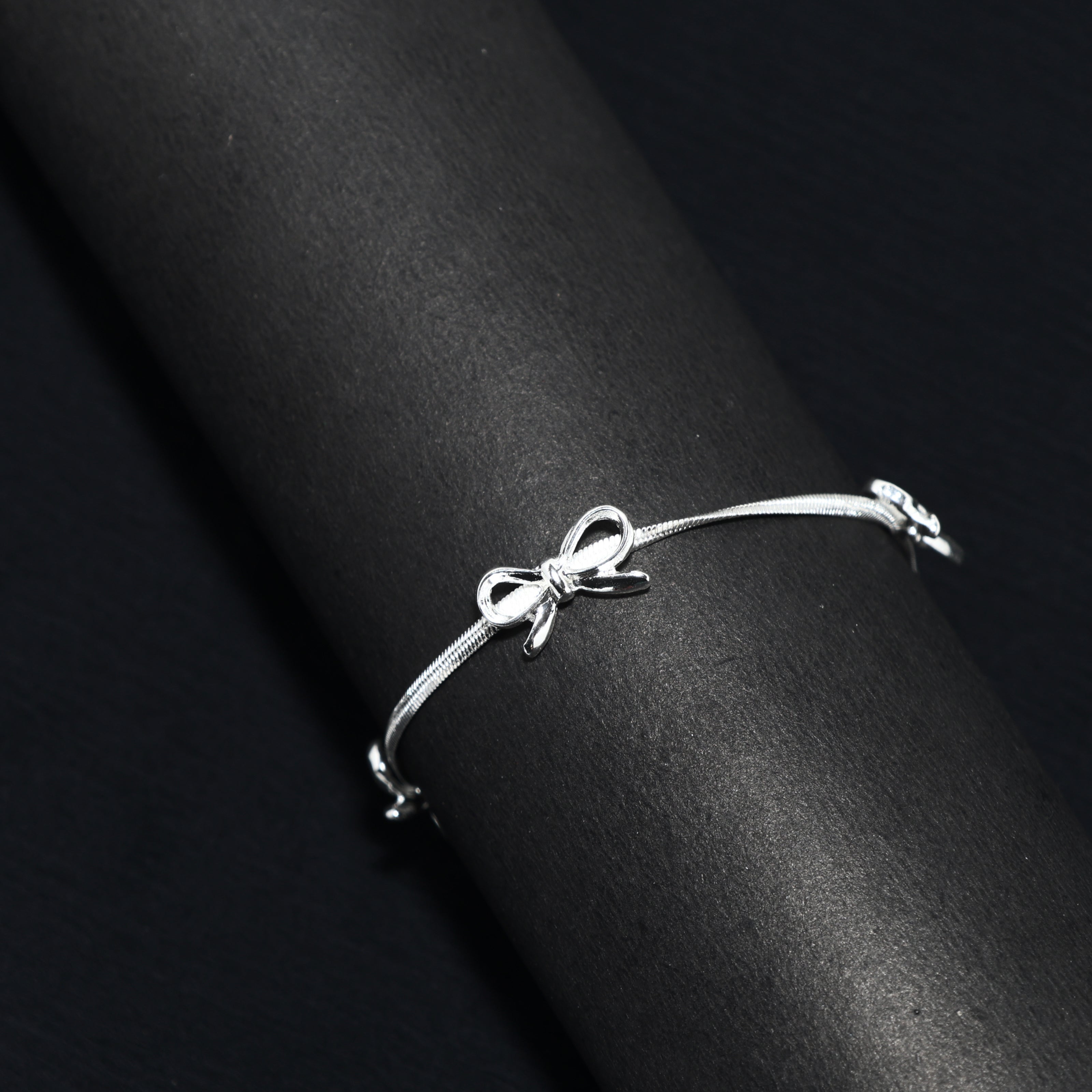 Mini Bow Chain Bracelet