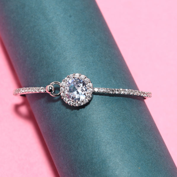 Royal Halo Lock Bracelet
