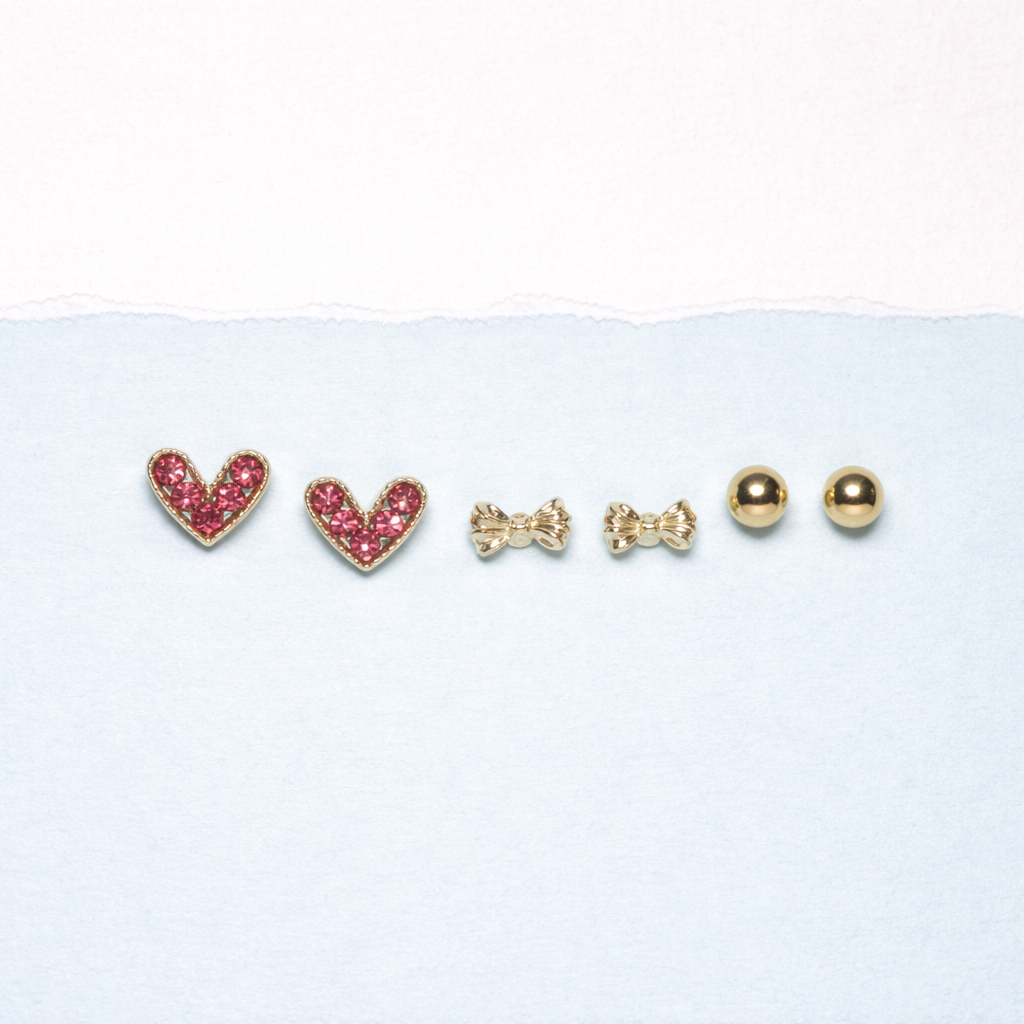 Red Heart & Gold Bow Stud Set
