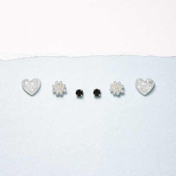 Heart Pearl Grace Stud Set