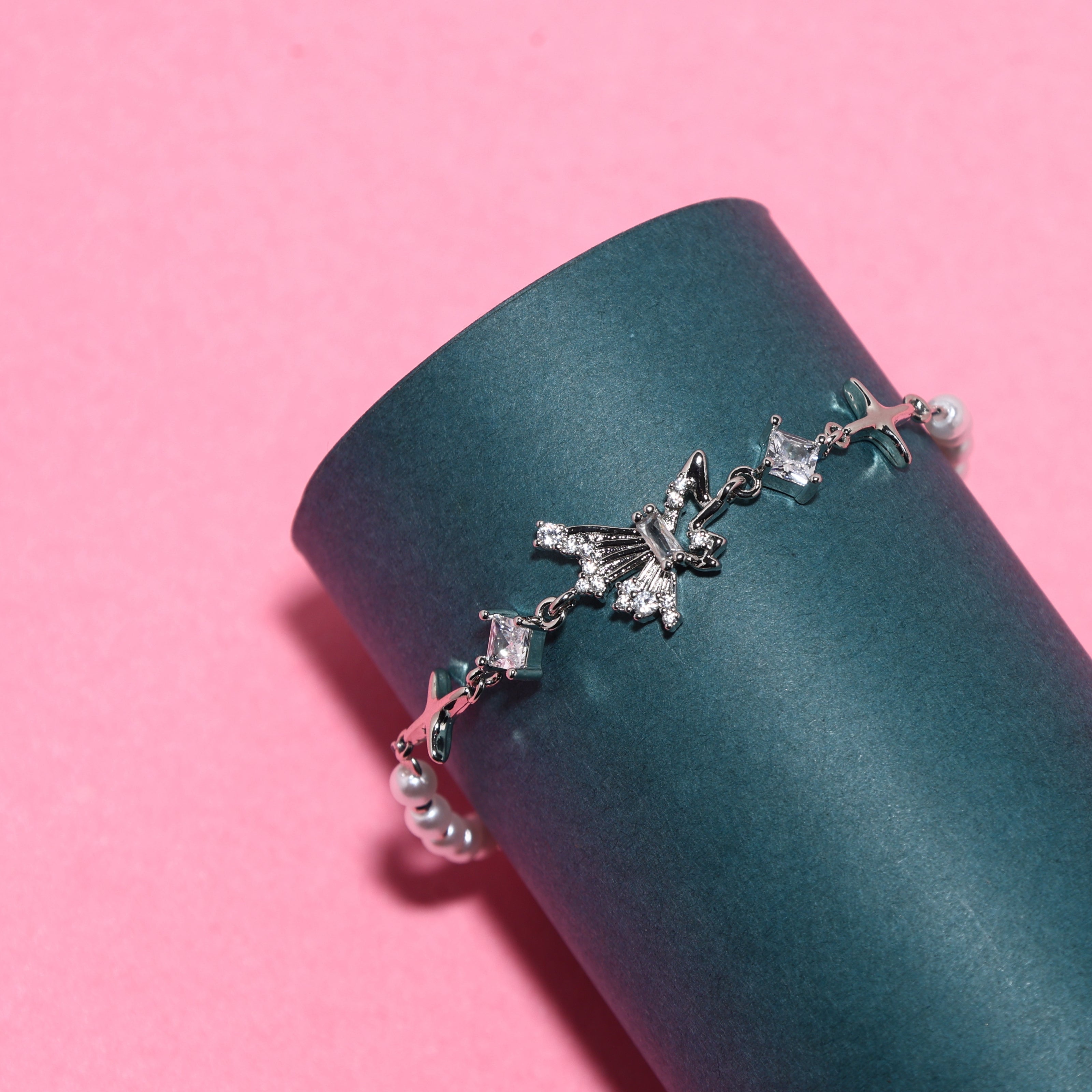 Half Wing Pearl Bracelet