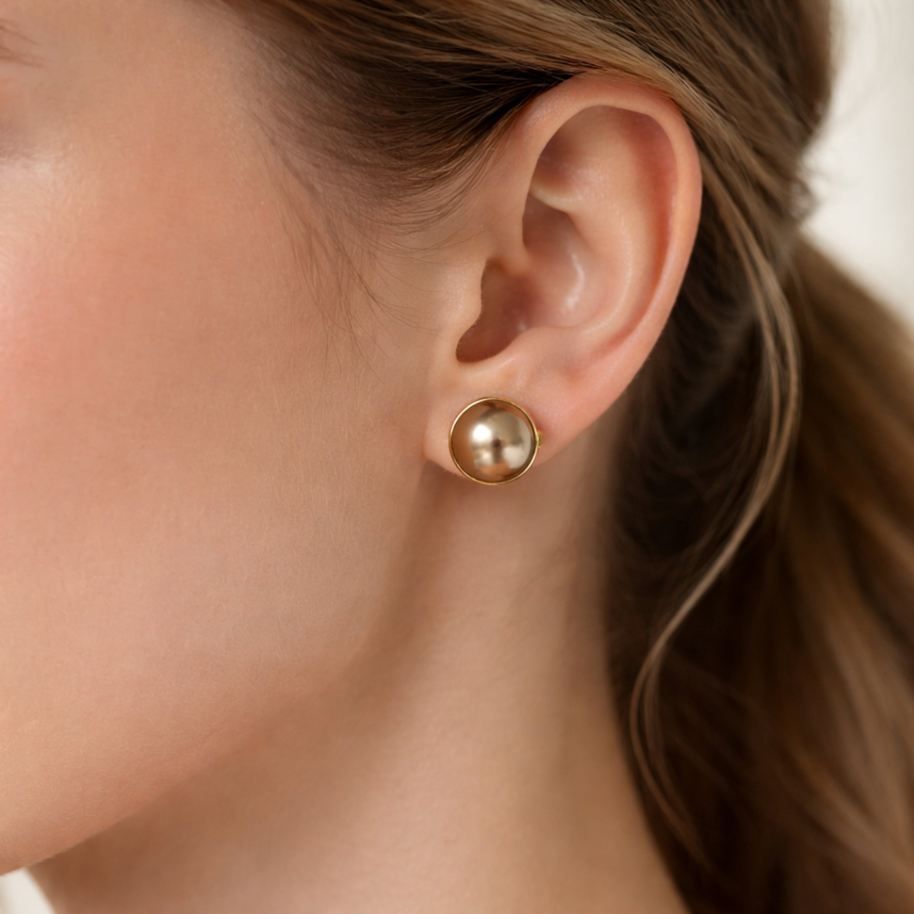 Dusty Sphere Stud
